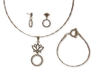 Single-Strand Necklace, Bracelet and Earring Set