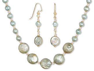 How to Dye Pearls