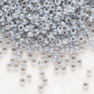Seed bead, Dyna-Mites&trade;, glass, opaque ceylon pastel grey, #8 round. Sold per 1/2 kilogram pkg.