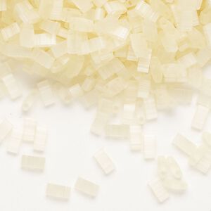 Seed bead, TILA&reg;, glass, pkg/250g, 5x2.3mm half tila rectangle, translucent silk luster light yellow (HTL-2554-1).