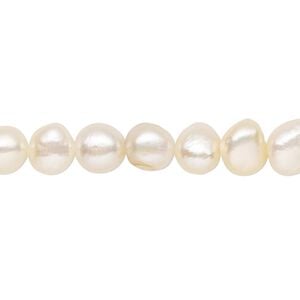 Pearl, cultured freshwater, peach, 5-6mm flat-sided potato, D grade, Mohs hardness 2-1/2 to 4. Sold per 15-inch strand.