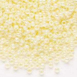 Seed bead, Dyna-Mites&trade;, glass, opaque ceylon pastel cream, #8 round. Sold per 1/2 kilogram pkg.