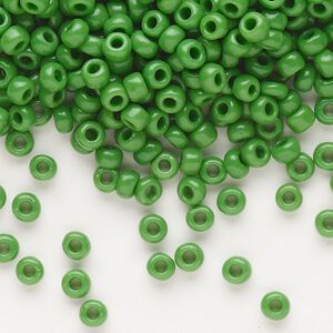 Seed bead, Dyna-Mites&trade;, glass, opaque green, #6 round. Sold per 1/2 kilogram pkg.