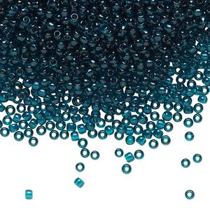 Seed bead, TOHO BEADS&reg;, glass, pkg/250g, #11 round, transparent Capri blue (TR-11-7BD).