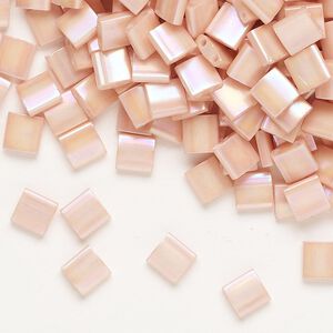 Seed bead, TILA&reg;, glass, pkg/10g, 5mm full tila square, opaque luster rainbow light peach (TL-596-1).