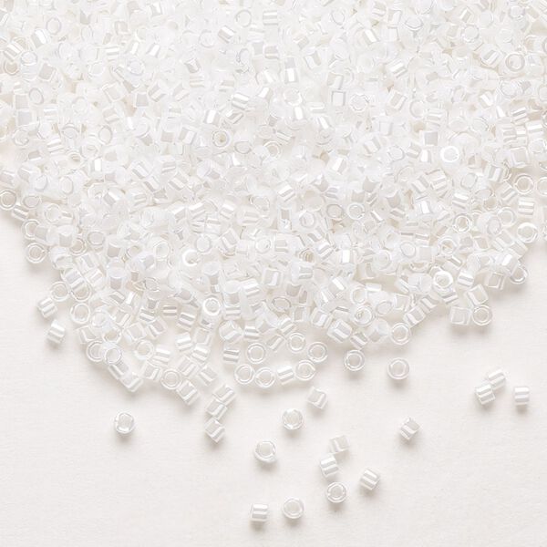 Seed bead, Delica&reg;, glass, pkg/7.5g, #11 round, opaque luster white pearl (DB-0201). image number 0