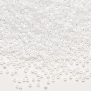 Seed bead, Miyuki, glass, pkg/35g, #15 rocaille, opaque white (RR-402).