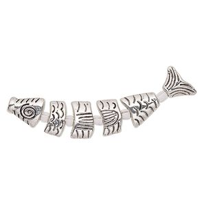 Bead 1pkg1 silver-plated "pewter", 43x9mm 2sided fish / 2mm round, glass / clear / antiqued