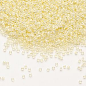 Seed bead, Miyuki, glass, pkg/35g, #15 rocaille, opaque inside dyed color luster butter cream alabaster base (RR-527).