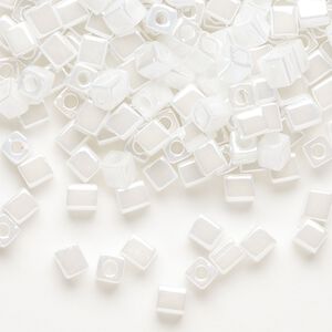 Seed bead, Miyuki, glass, pkg/250g, 3.5-3.7mm square, opaque ceylon white pearl (SB-420).