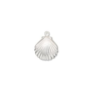 Charm, sterling silver, 11mm clam shell. Sold per pkg of 2.
