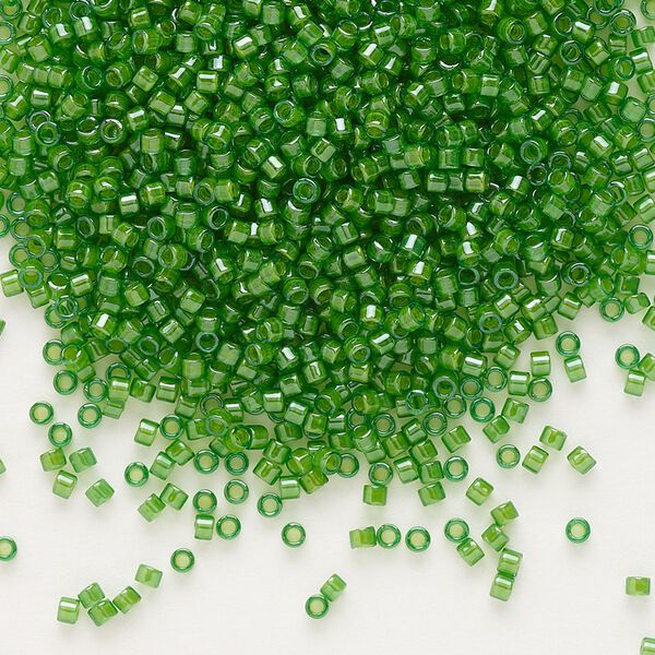 Seed bead, Delica&reg;, glass, pkg/7.5g, #11 round, translucent pea green-lined luster green (DB-0274). image number 0