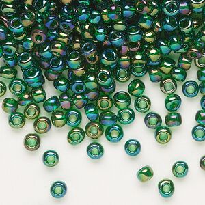 Seed bead, Dyna-Mites&trade;, glass, transparent rainbow emerald green, #6 round. Sold per 1/2 kilogram pkg.