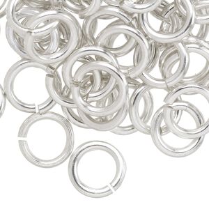 Jump ring 1pkg100 aluminum, 12mm round, 12 gauge / 7.9mm inside diameter / silver