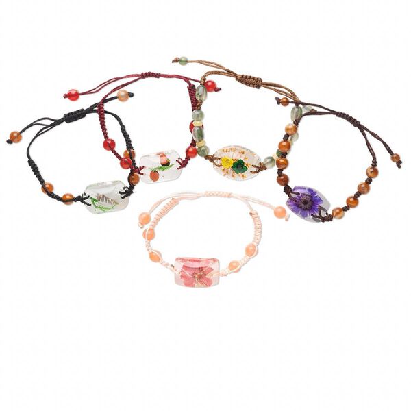 Bracelet mix, resin and cotton, multicolored, mixed size and shape with flower design, adjustable from 5-1/2 to 8-1/2 inches with macram&eacute; knot closure. Sold per pkg of 5. image number 0