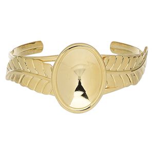 Bracelet, Almost Instant Jewelry&reg;, cuff, gold-plated brass / steel / "pewter" (zinc-based alloy), 35mm wide with 63x35mm feather and 30x22mm oval setting, adjustable. Sold individually.