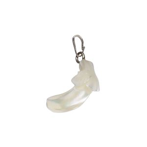 Pendant, mother-of-pearl shell (bleached) / antique silver-finished "pewter" (zinc-based alloy) / steel 1pkg1, 19x10mm-23x12mm single-sided carved curved banana.
