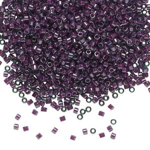 Seed bead, Delica&reg;, glass, pkg/7.5g, #11 round, translucent cranberry-lined luster emerald (DB-0279).