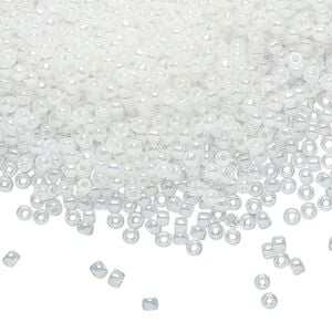 Seed bead, TOHO BEADS&reg;, glass, pkg/50g, #11 round, translucent ceylon snowflake (TR-11-141).