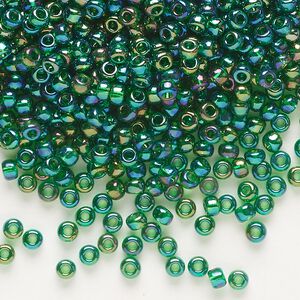 Seed bead, Dyna-Mites&trade;, glass, transparent rainbow emerald green, #8 round. Sold per 40-gram pkg.