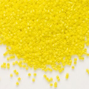 Seed bead, Delica&reg;, glass, pkg/50g, #15 round, opaque yellow (DBS-0721).